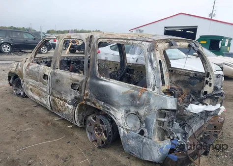 2005 Cadillac Escalade Standard from USA, damaged, VIN 1GYEC63N45R217863